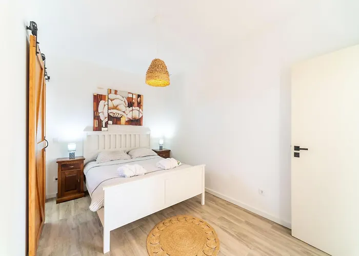 Rural With Pool Lagares (Leiria)