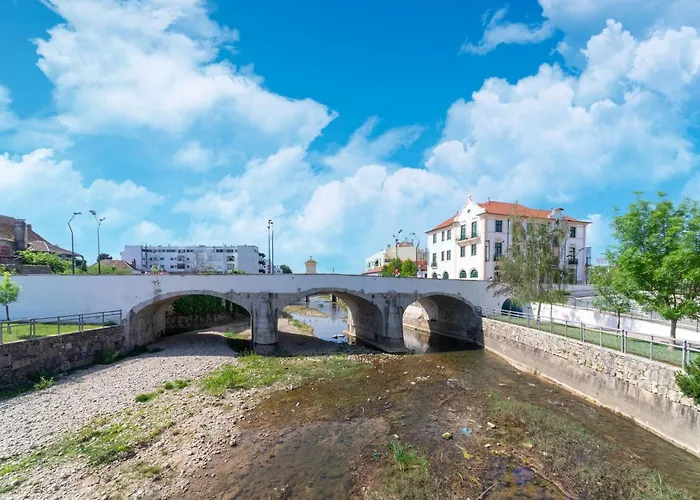 Rural With Pool Tatil Evi Lagares (Leiria)